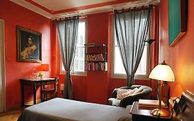 1 Stile Gallery Bed & Breakfast & Book